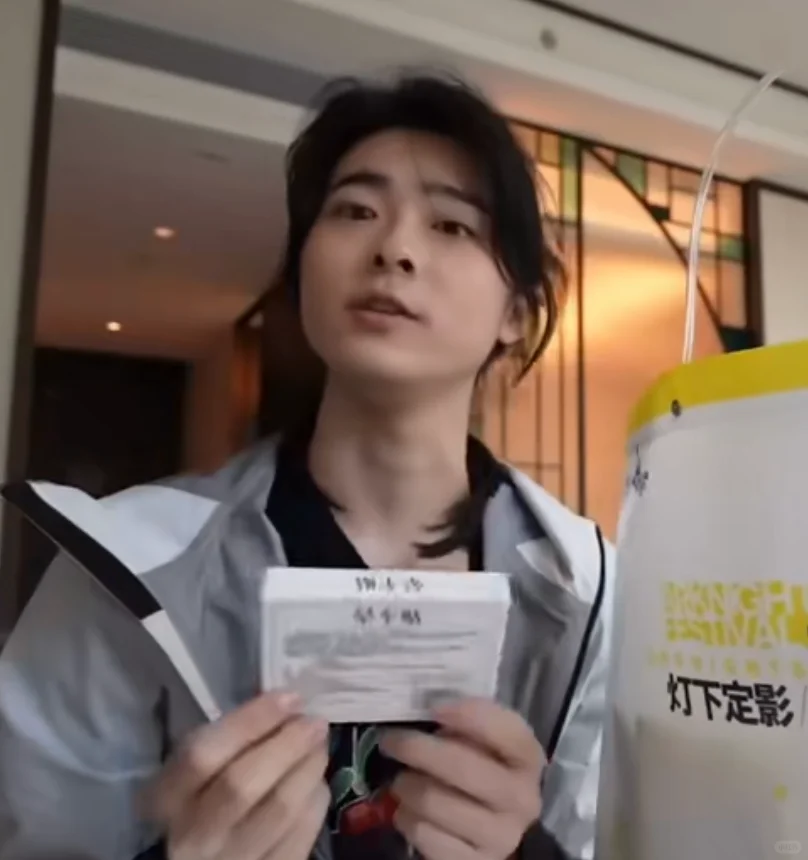 不是哥们，zc这么好看的吗
