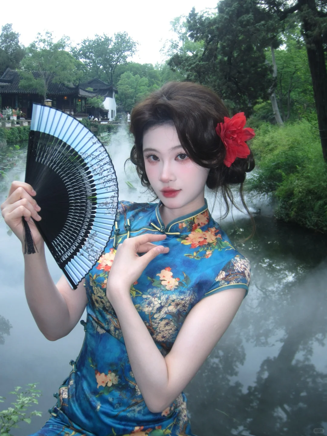 庭中三千梨花树，再无一朵入我心