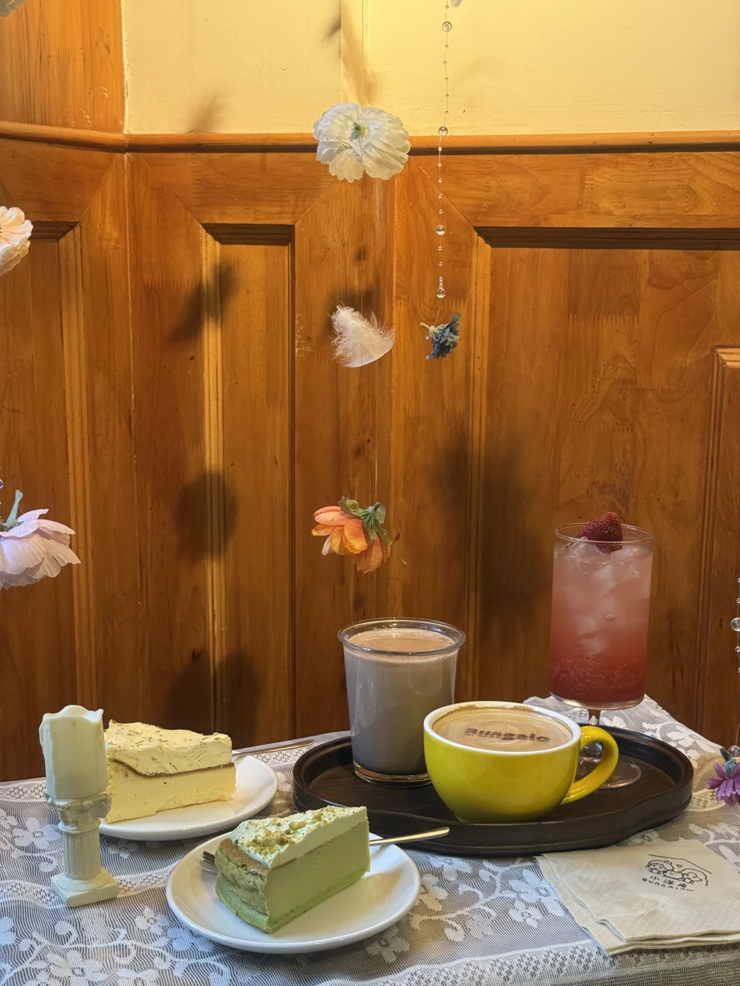 在小洋房🏡和女明星labubu一起喝下午茶☕️