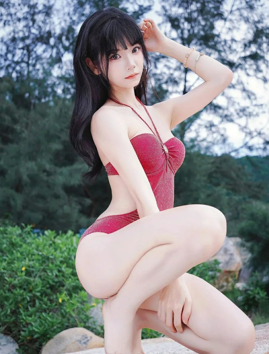 （投稿）红色泳衣与海边的浪漫邂逅