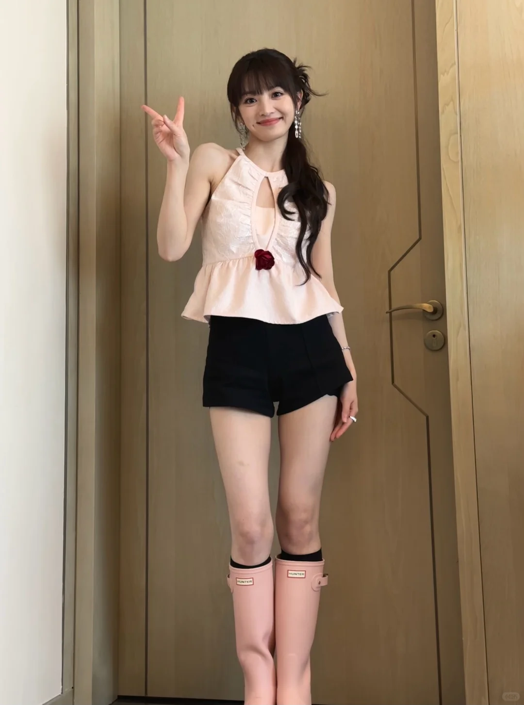 有谁能懂一下小田的穿搭