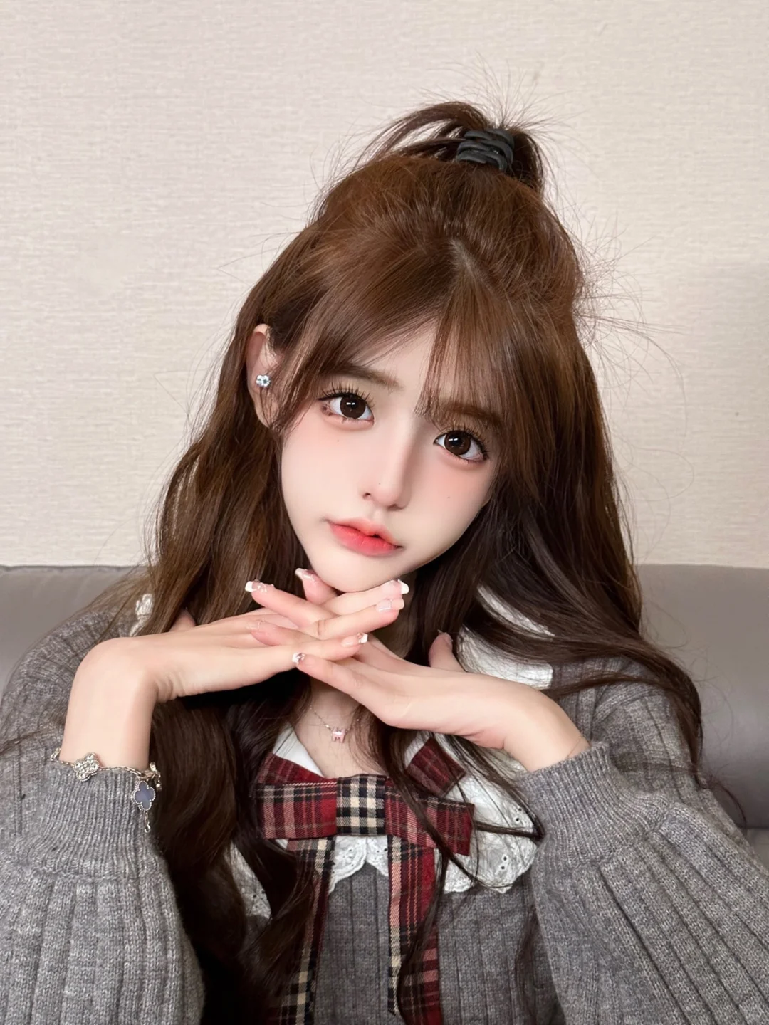 ˶╹ꇴ╹˶Hi 美女 一个人刷小红书吗