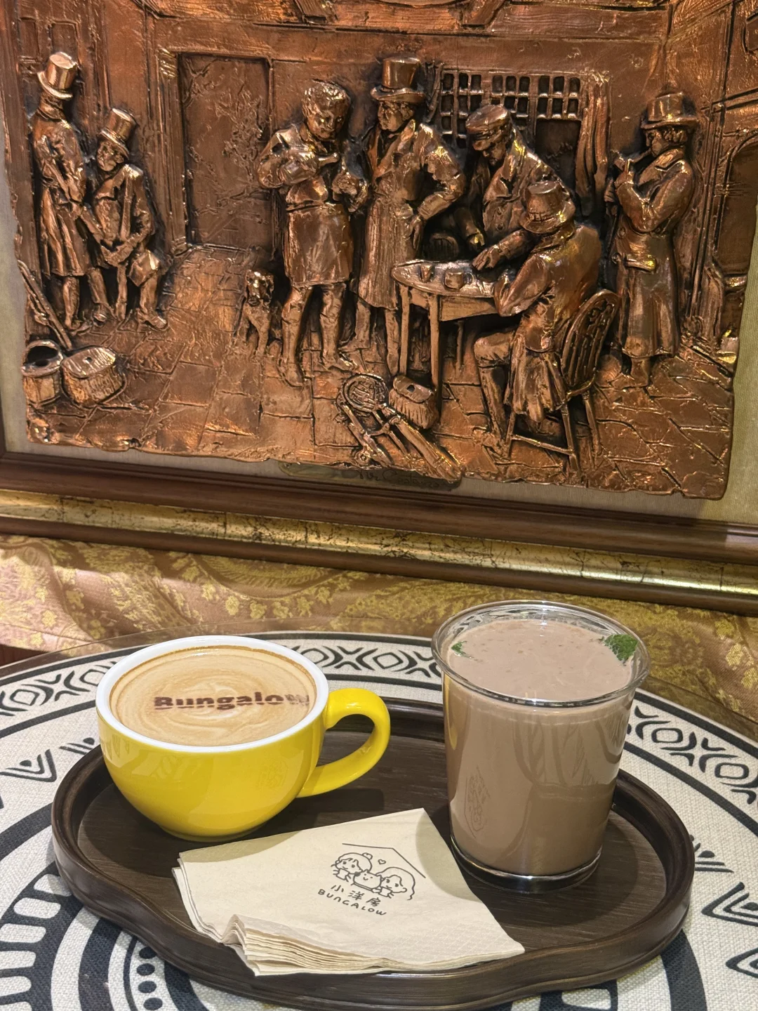 在小洋房🏡和女明星labubu一起喝下午茶☕️