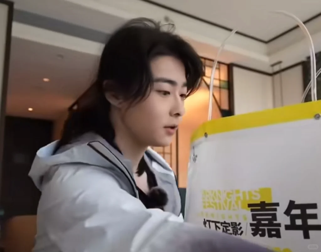 不是哥们，zc这么好看的吗