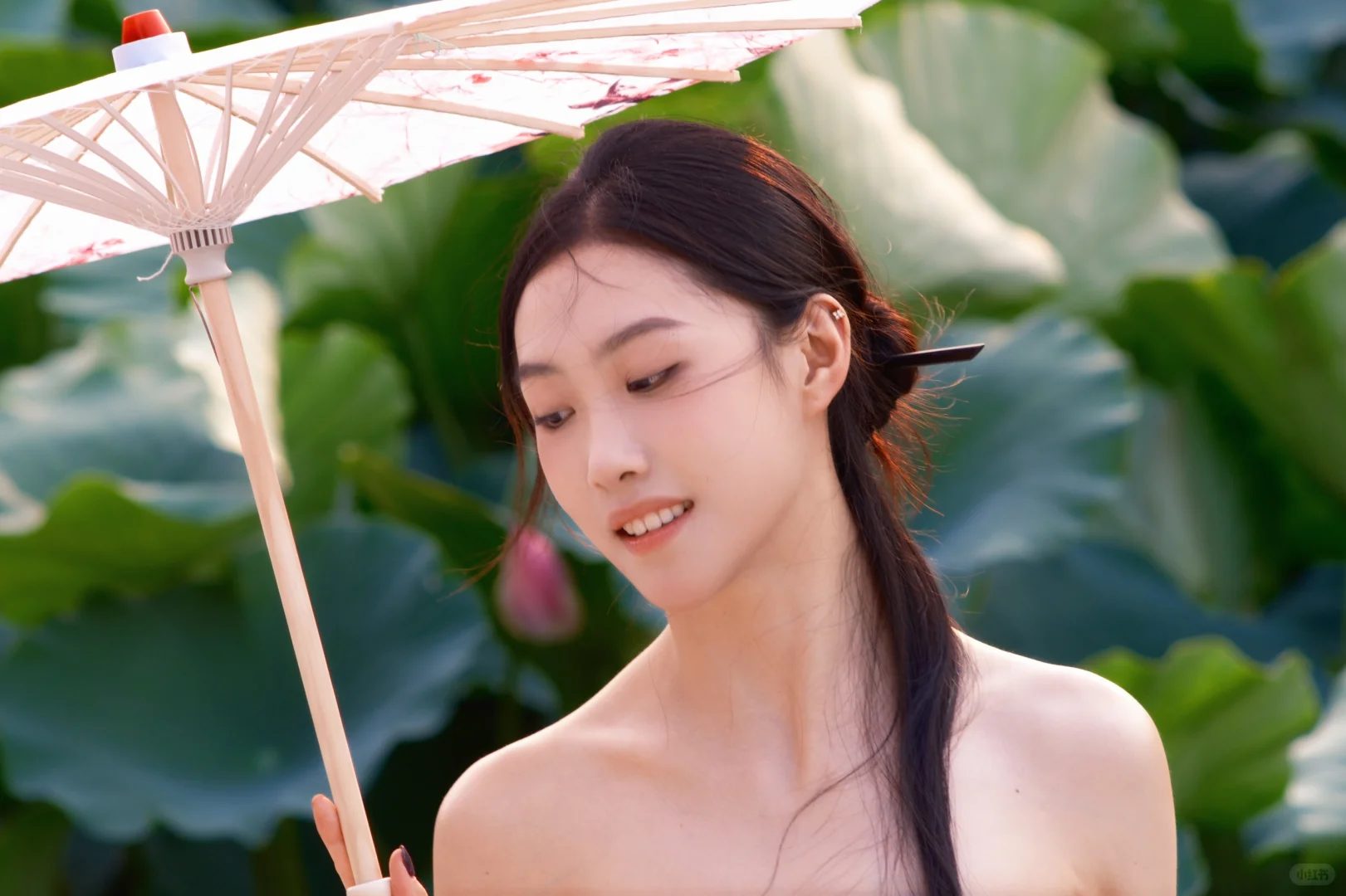 纵有千万金不及美人回眸一笑