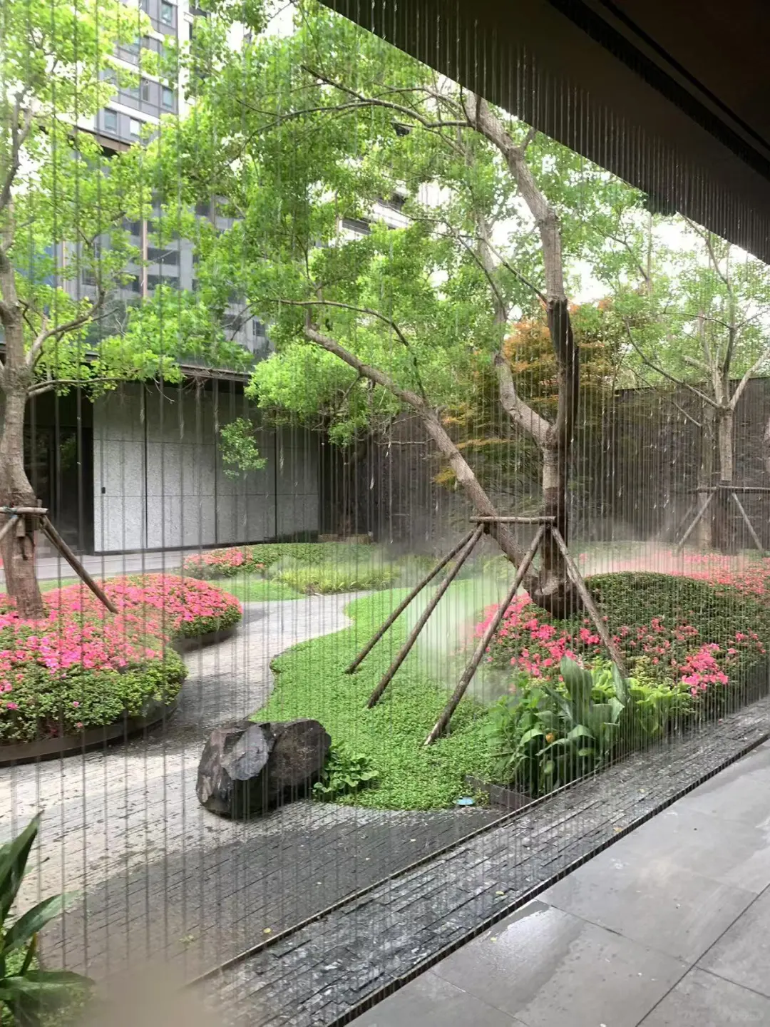南京首付30万上车三室双卫！出家门就是地铁