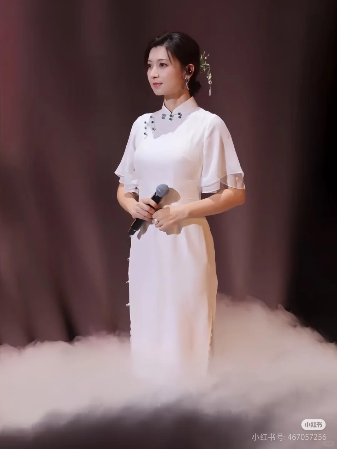 穿旗袍好看的女生需具备以下几个特质