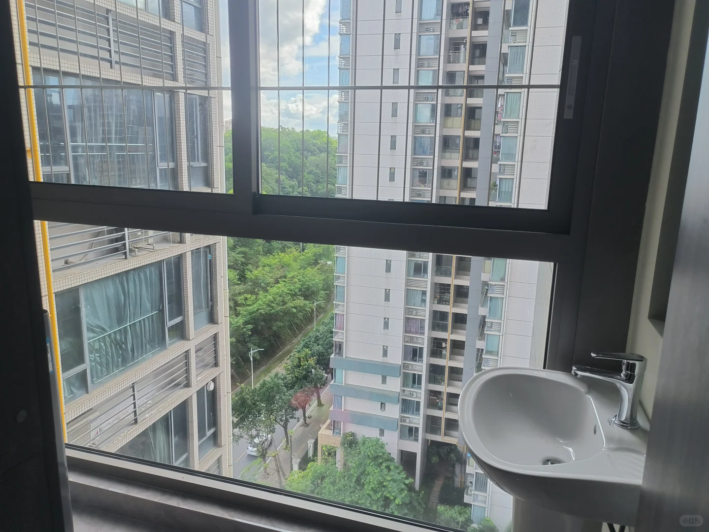 江侨路全新三房电梯房出租