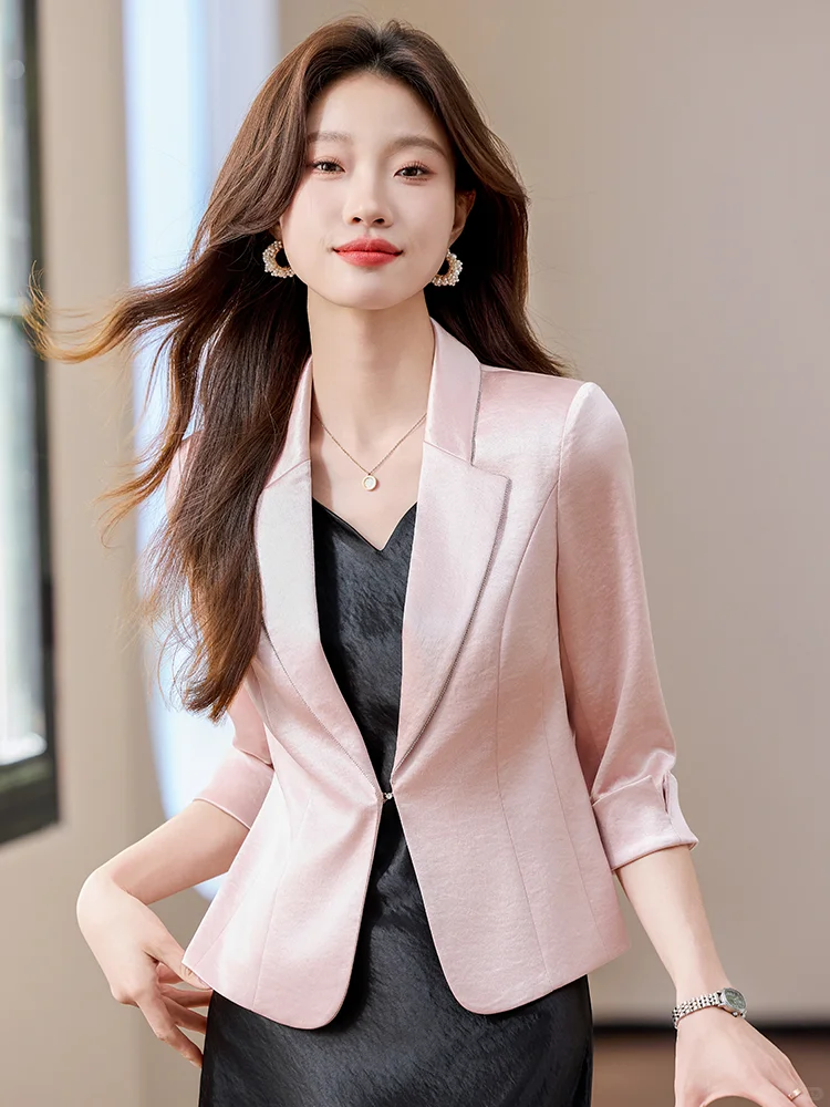 女神范儿！春夏必备西装外套缎面连衣裙套装