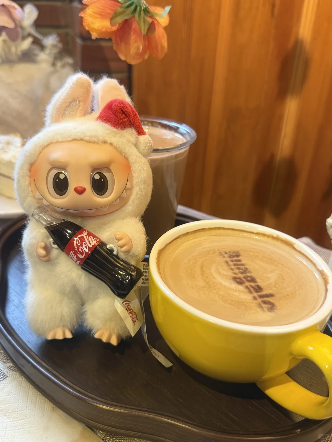 在小洋房🏡和女明星labubu一起喝下午茶☕️