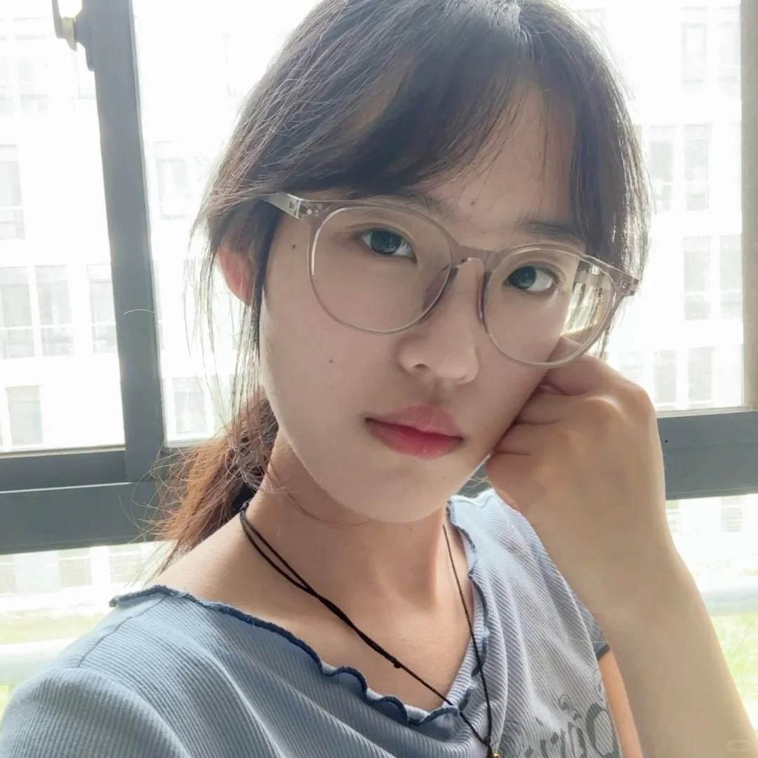 适合清冷感 还是甜美