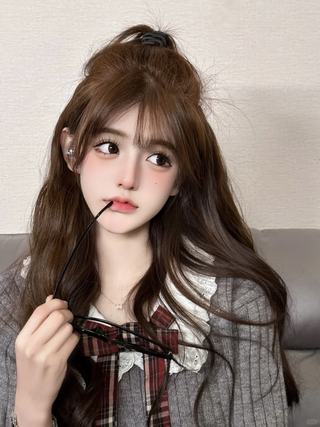 ˶╹ꇴ╹˶Hi 美女 一个人刷小红书吗