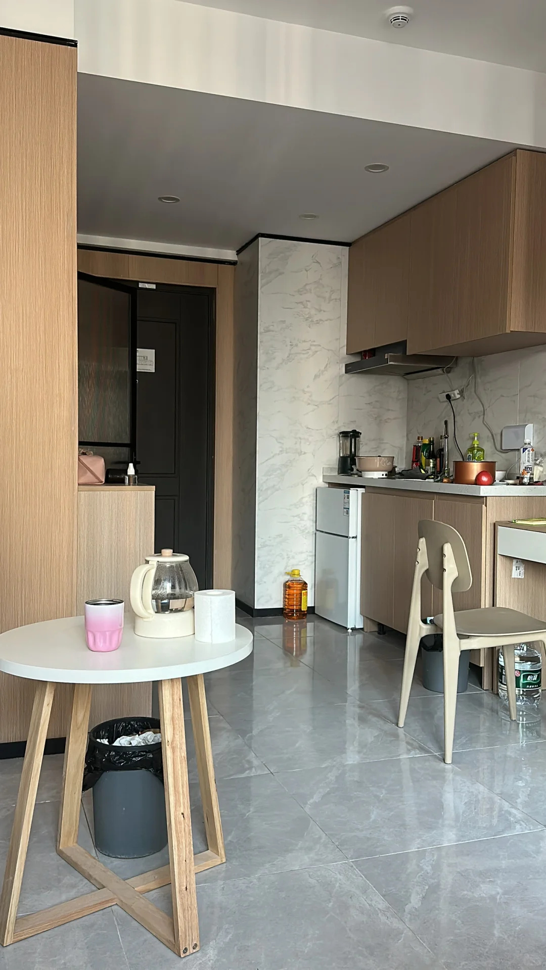 大家尽量不要住公寓了
