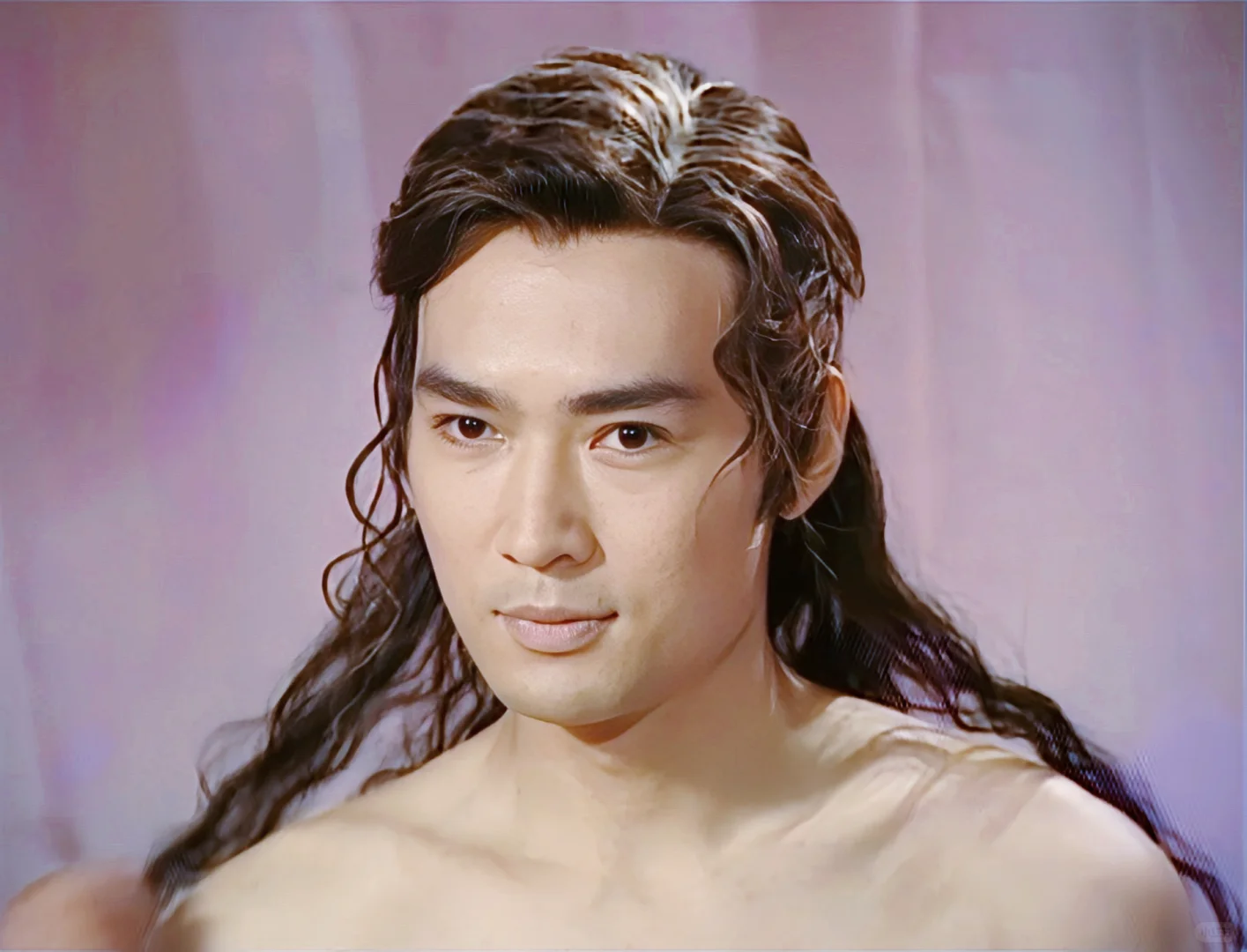 小李这个露肩