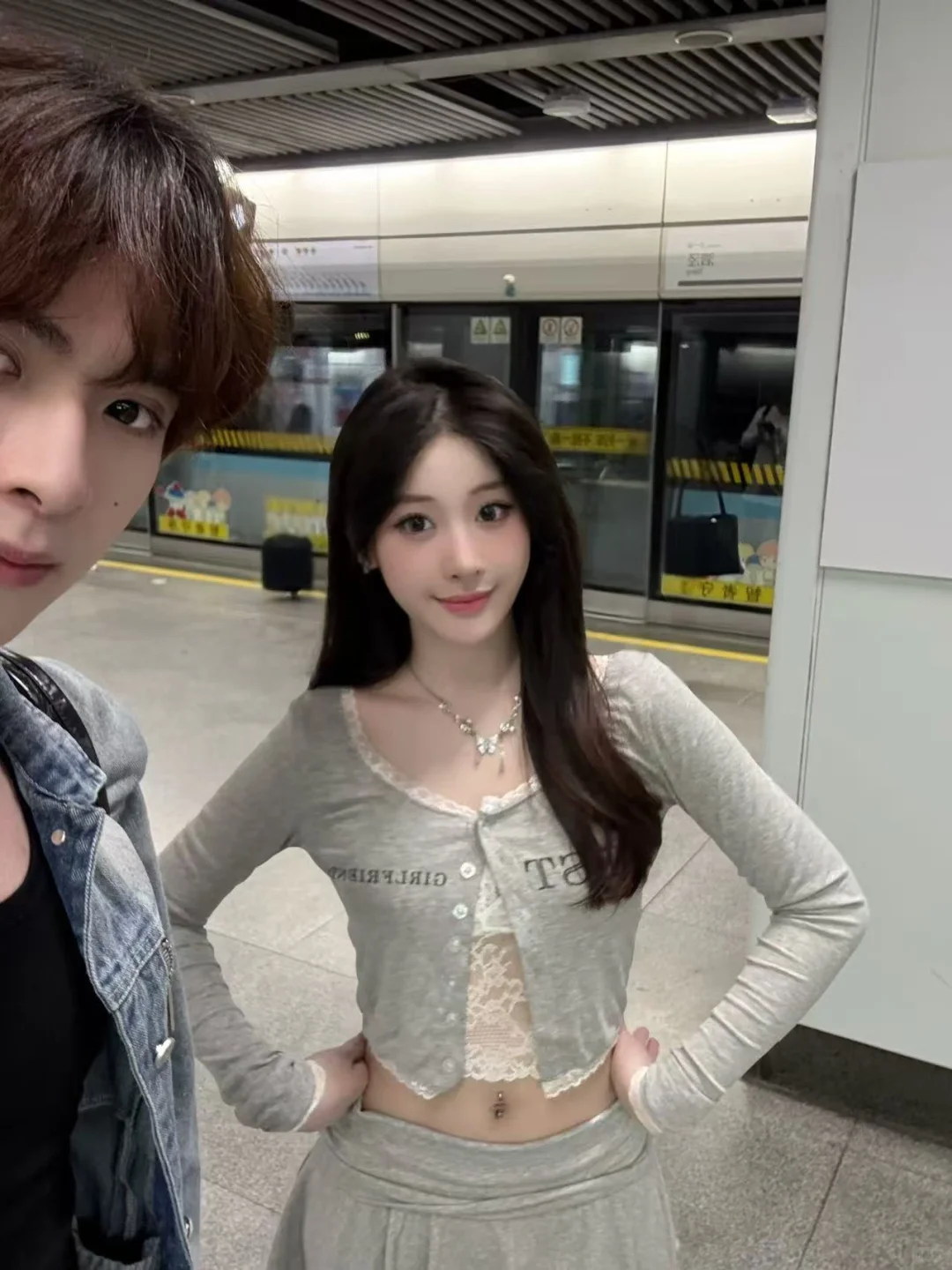 谈到这么漂亮的女朋友真的太幸福啦！！