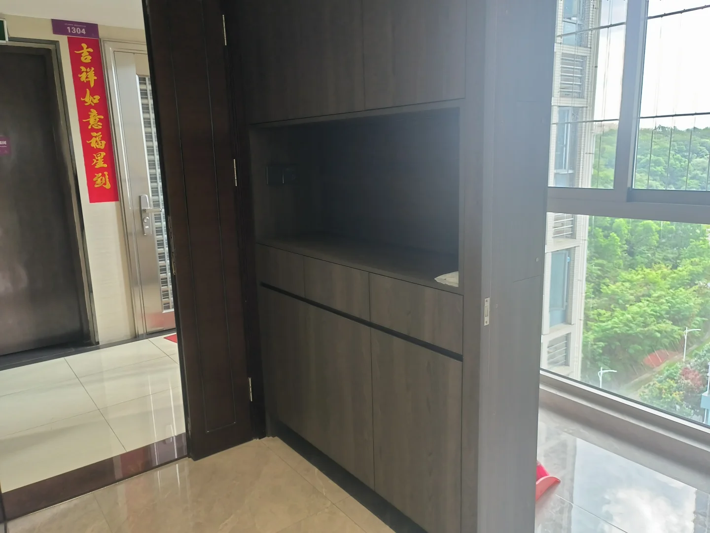 江侨路全新三房电梯房出租