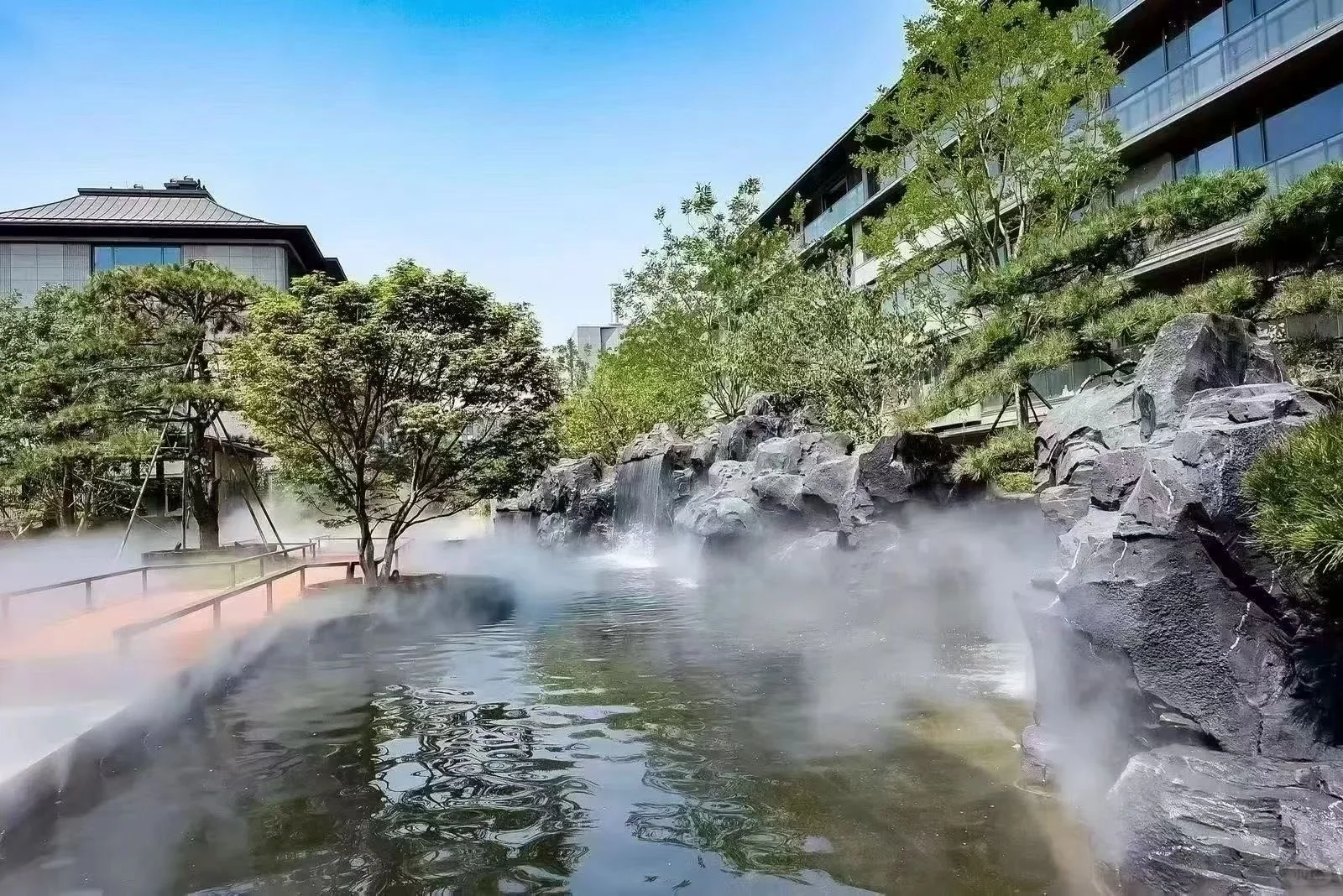 🌲风貌建筑，以水为居 今天在新房🏠
