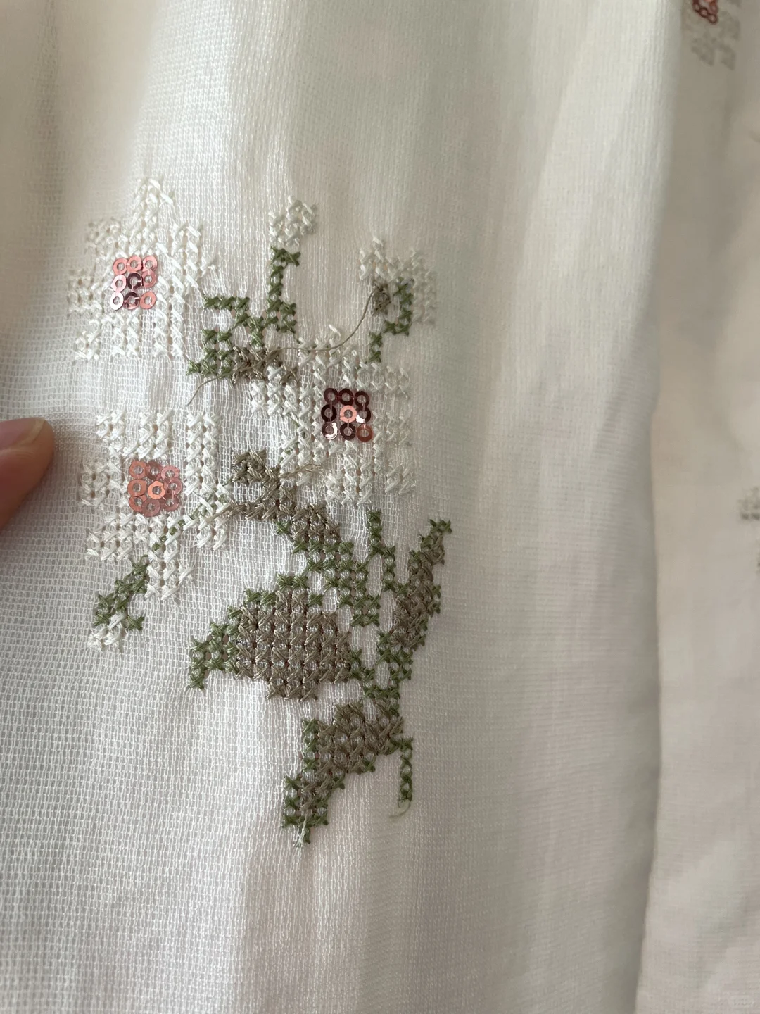 凌茜姿禾的衣服真的不行吗？