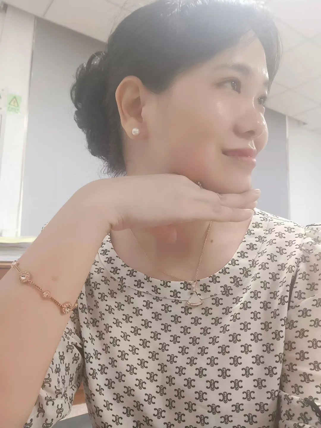 性感妩媚优雅淡如菊花成熟