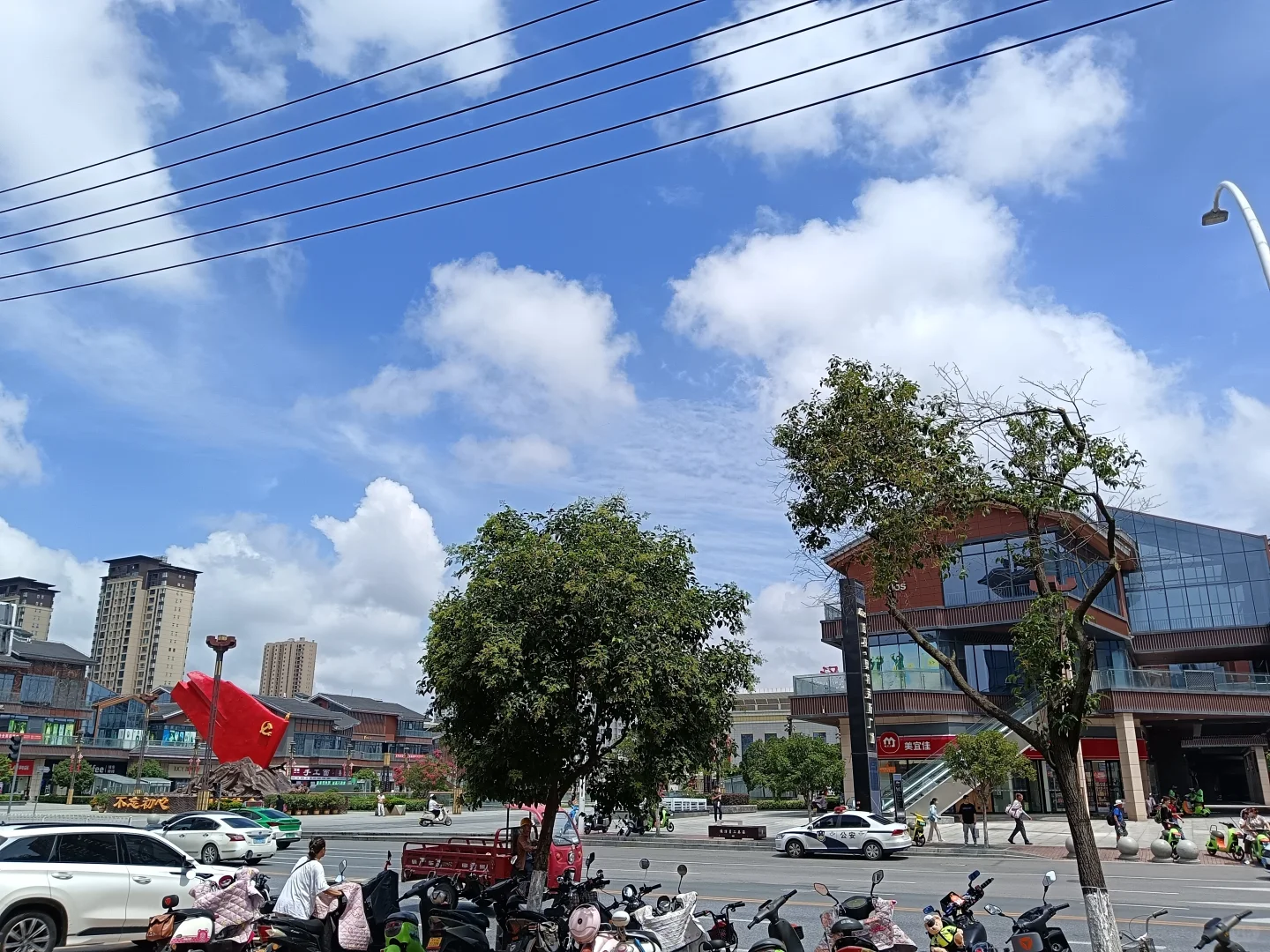 汉台区卖房，高铁站对面，12万，两室一厅