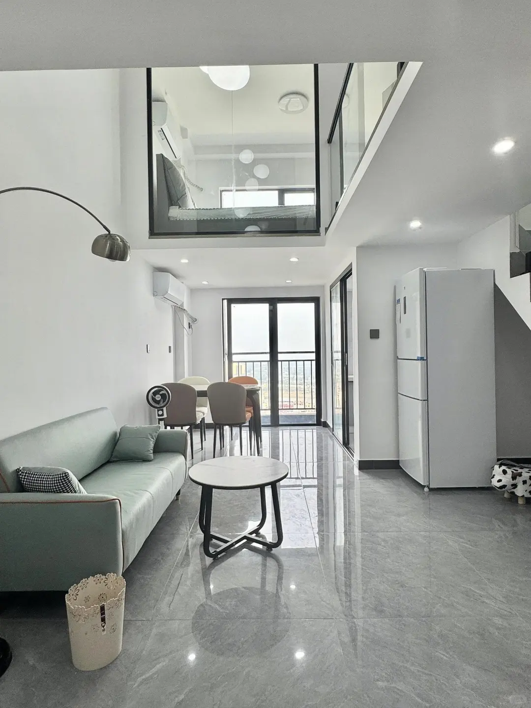 广州全新LOFT两房800，全采光，自己房东，押一