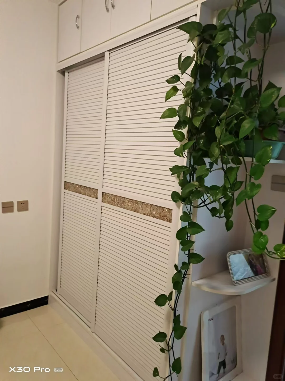 众和凤凰城，自家房子真心出售，85.98，两居室
