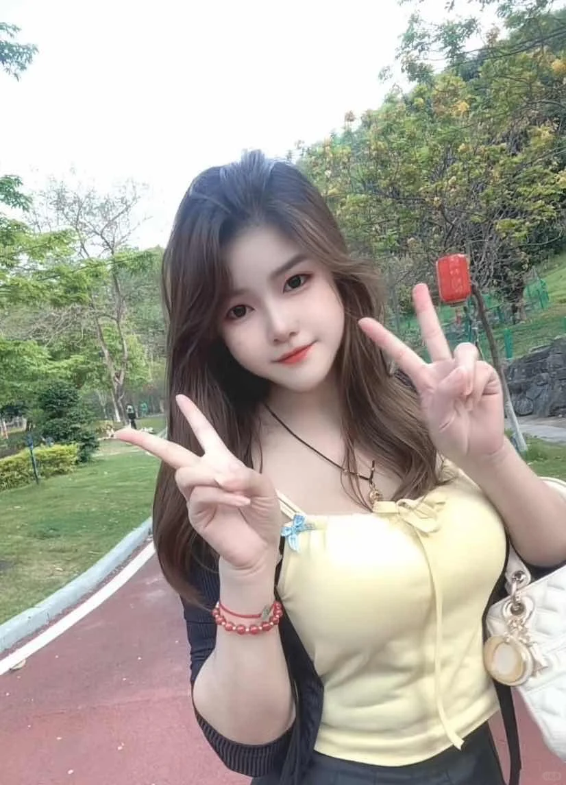 非得妹妹嘛？像姐姐这样的不行？