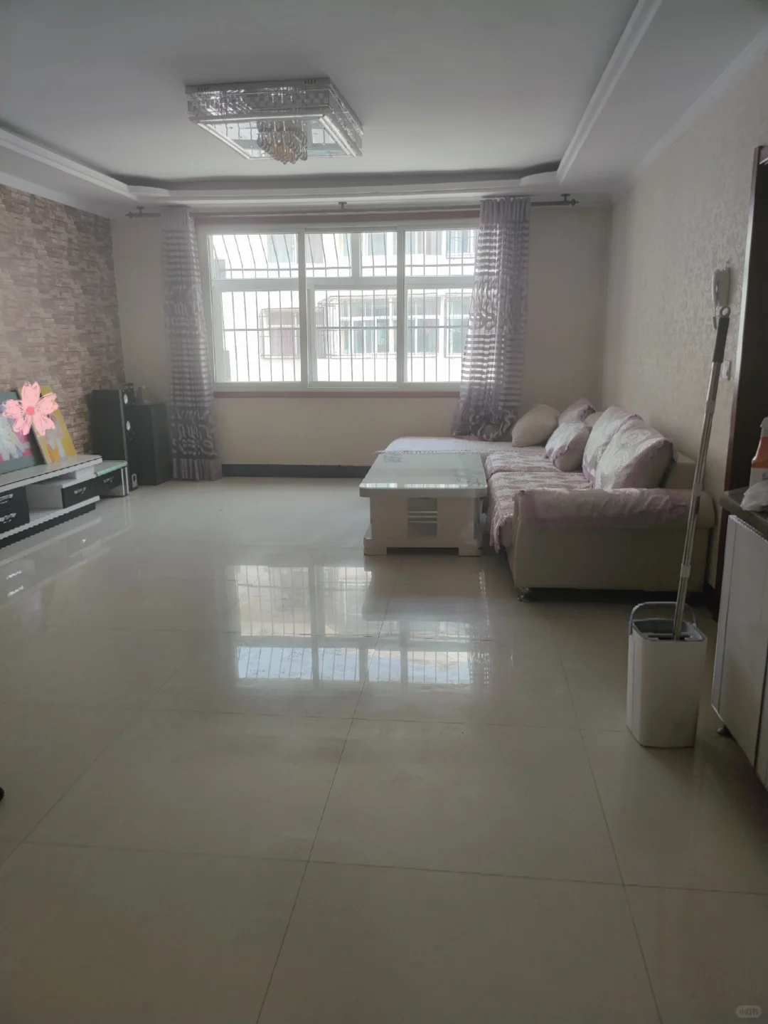 灵丘县灵丽园小区出售房屋