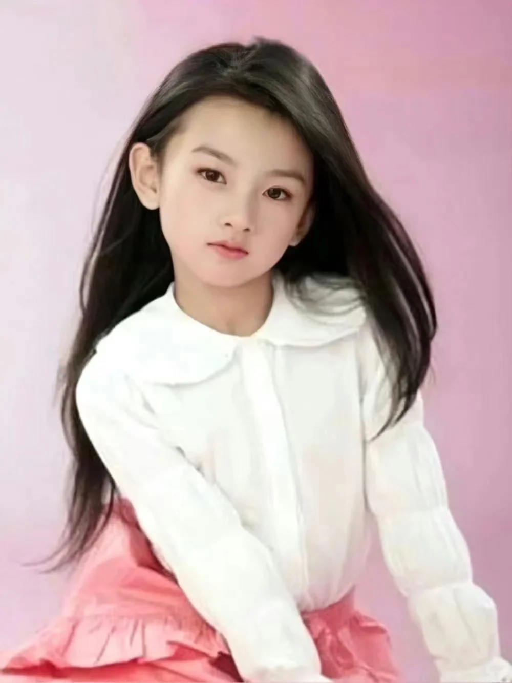 宋祖儿小时候真是个美人胚子