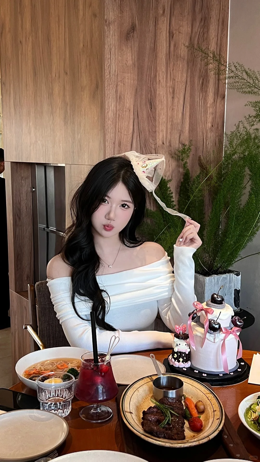 这世间女子本就千娇百媚，各展芳华！