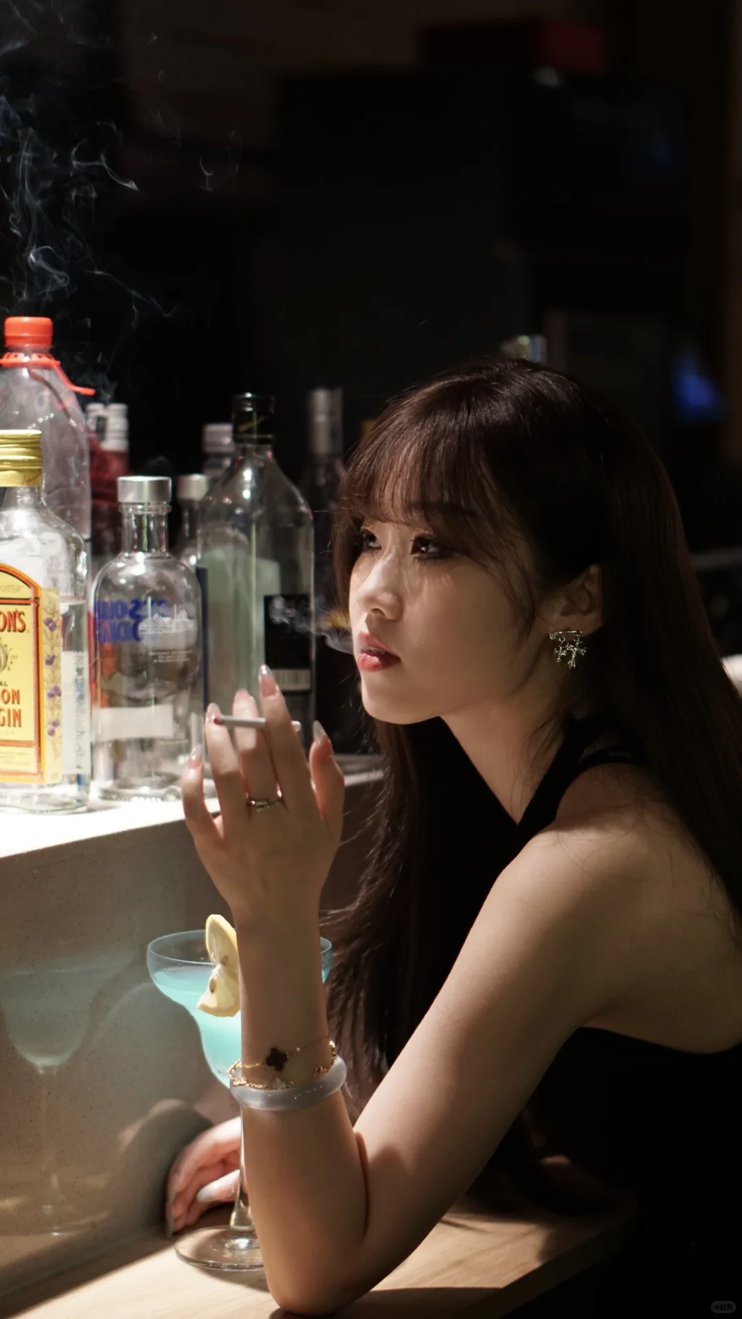 清酒不醉人，醉人者乃美人，见之，无酒自醉