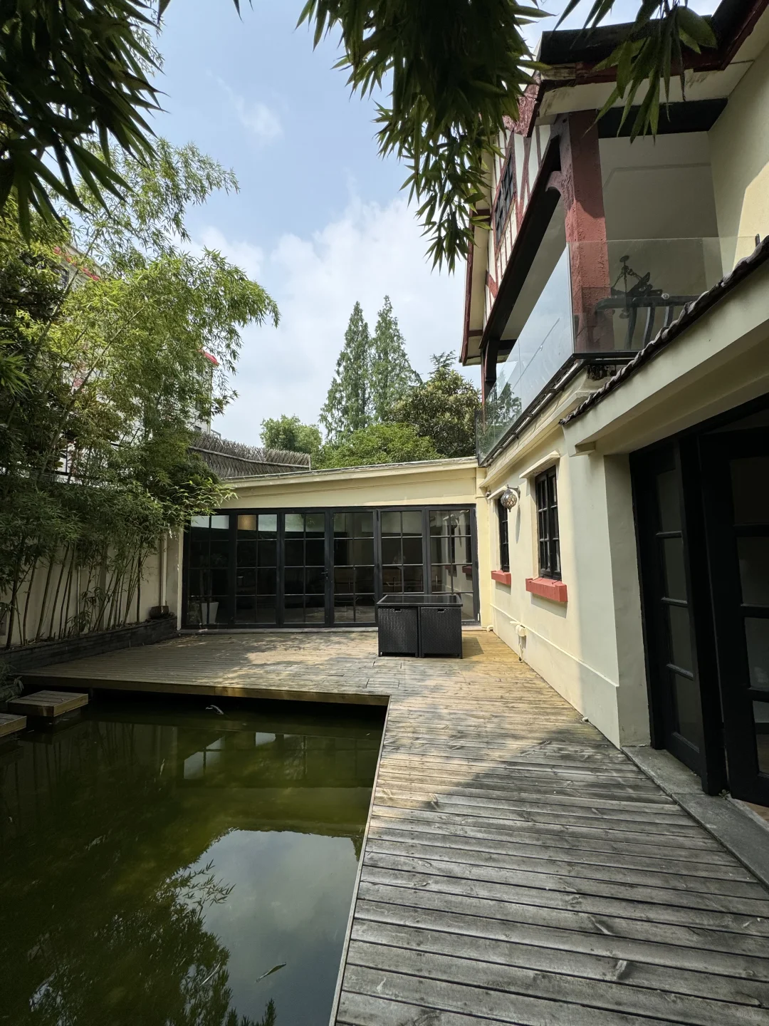 淮海中路沿街独栋老洋房，可租可售…..