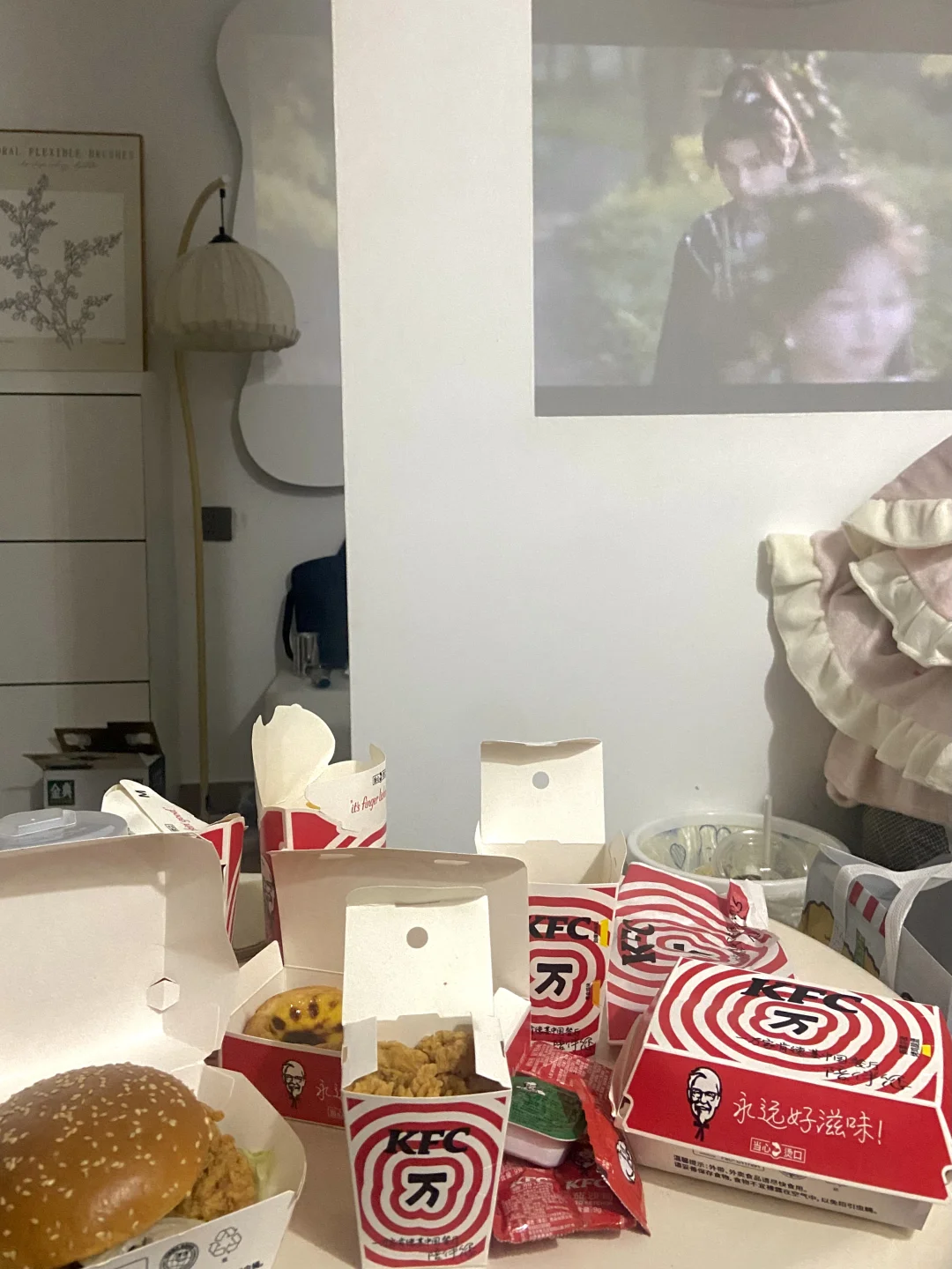 小屋不大，但一切都刚刚好