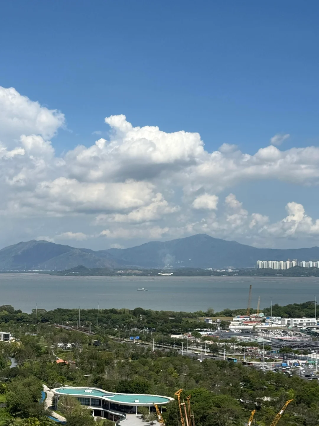 霸总房 深圳湾一号｜270°环幕海景大平层
