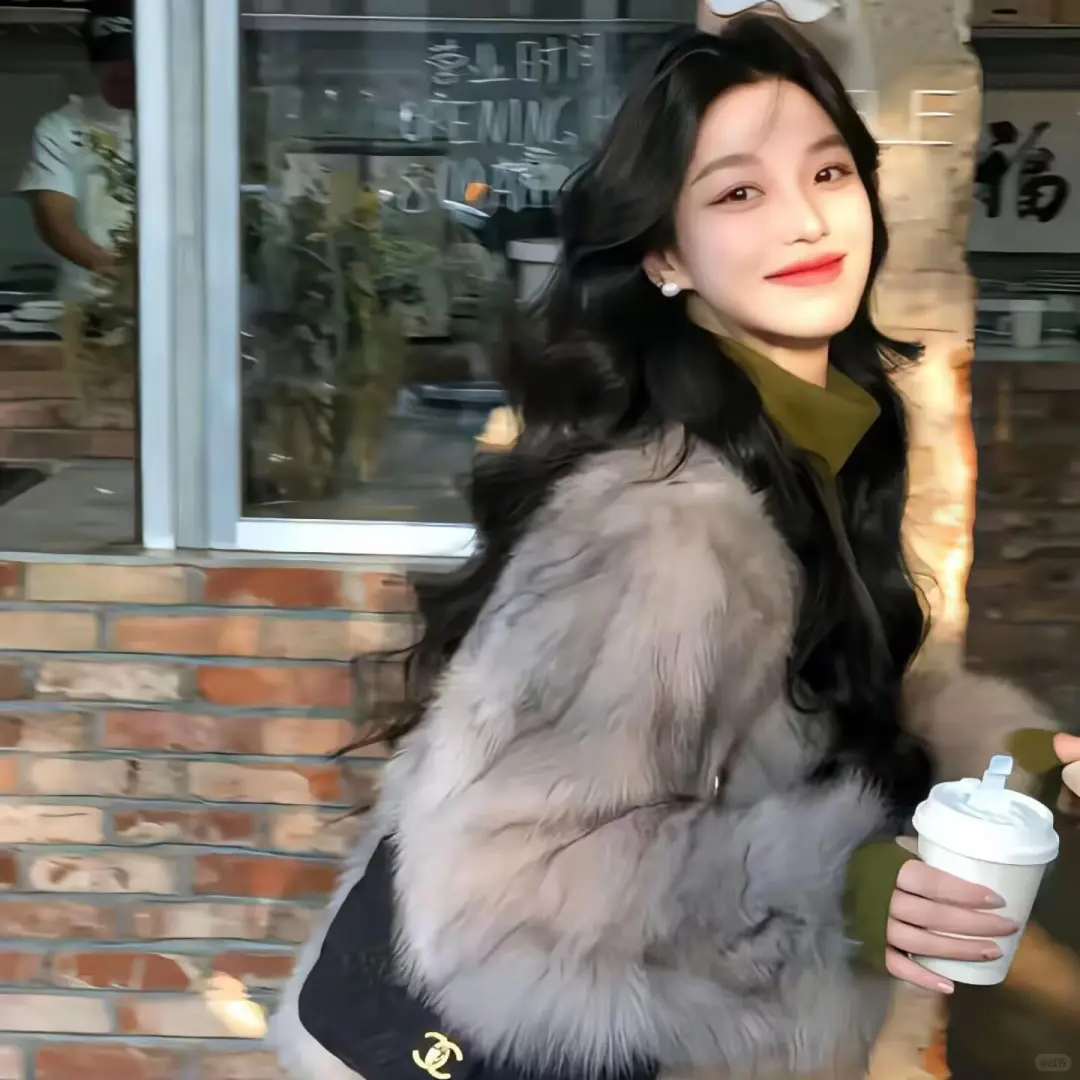 会发光的女生头像～