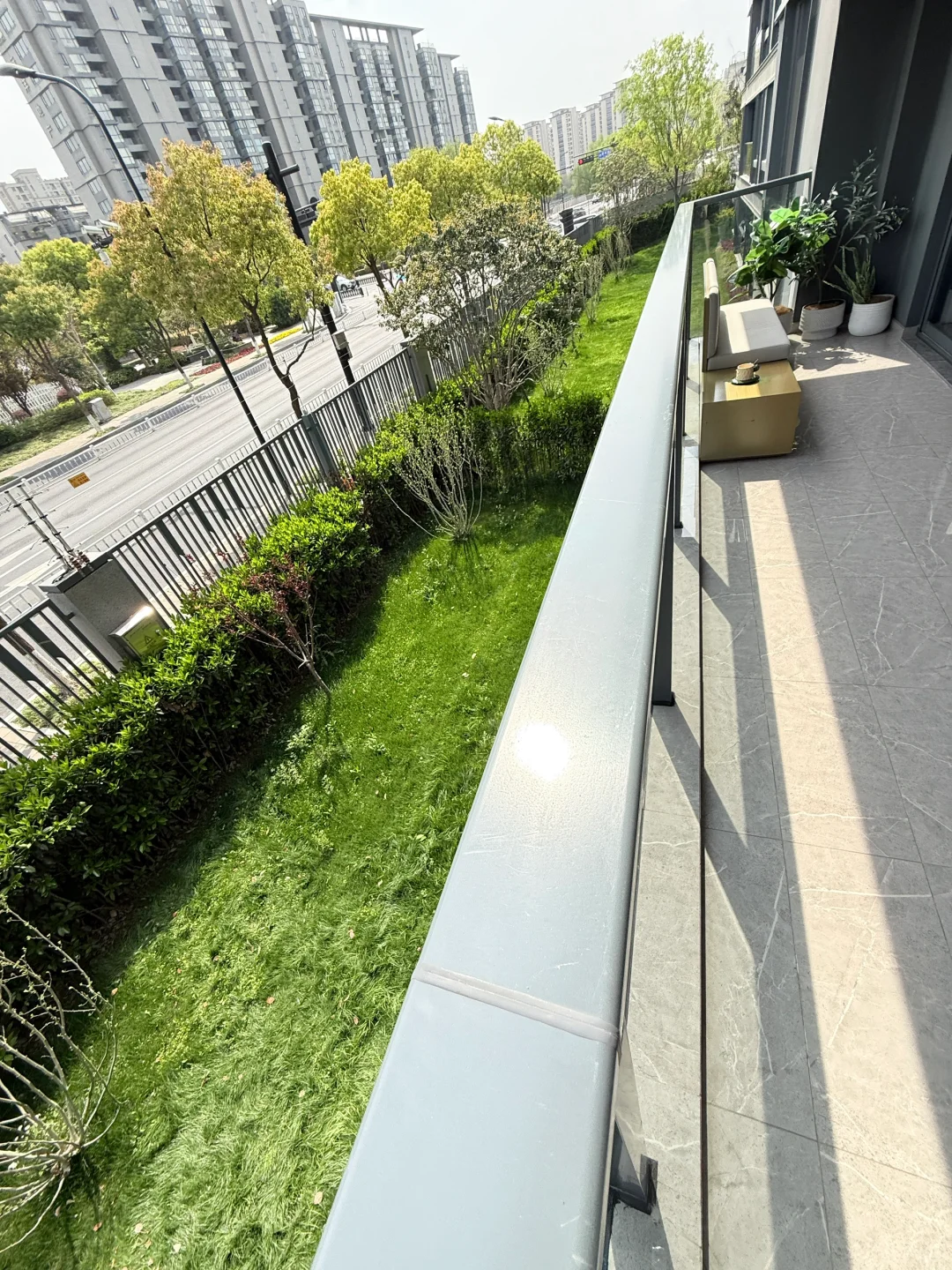 杭州主城区洋房原360w现127平260w送车位