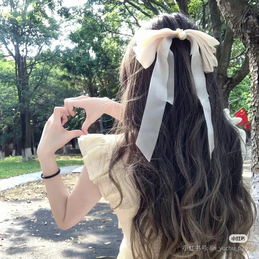清冷的女生头像