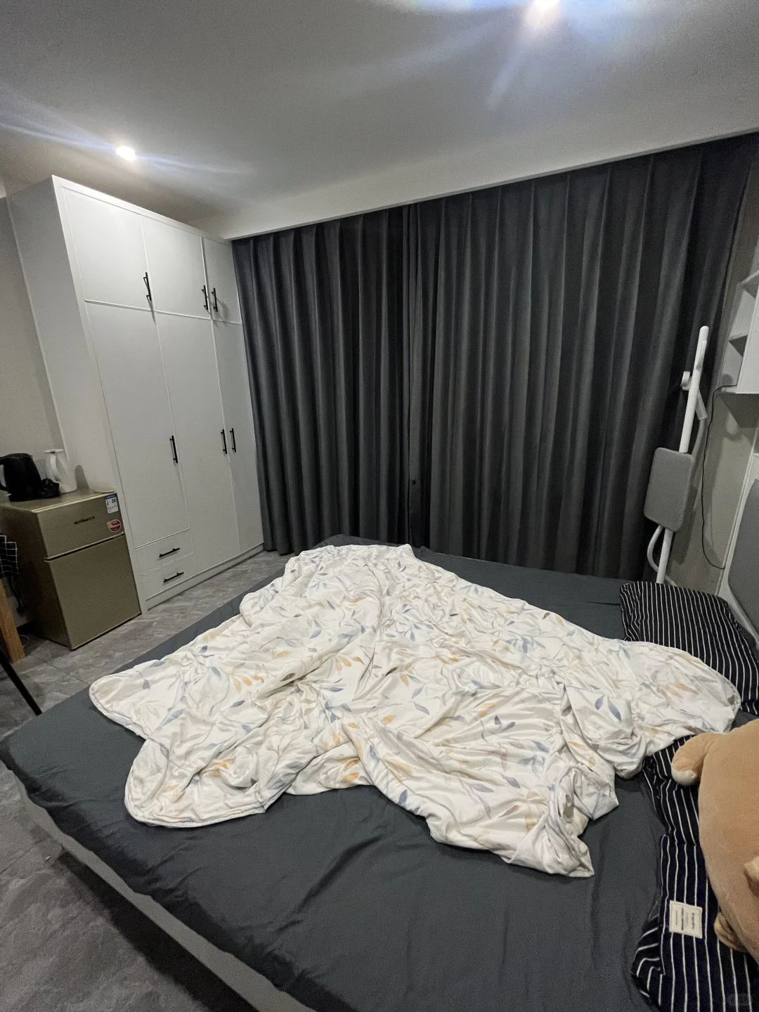 这才是出租屋最真实的模样吧800租的