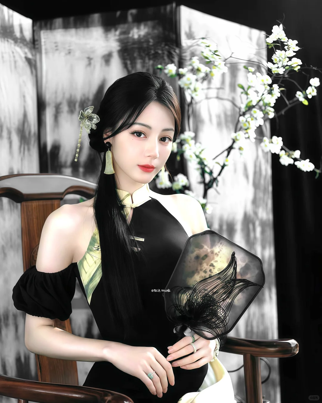媚 眼 如 丝