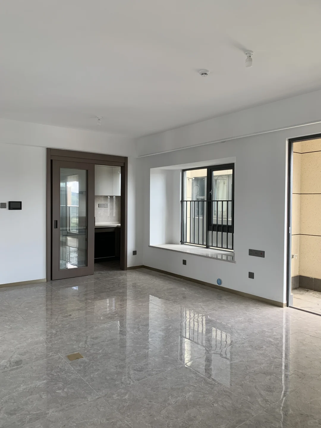 🏠2000租到了4室2卫大横厅吉屋