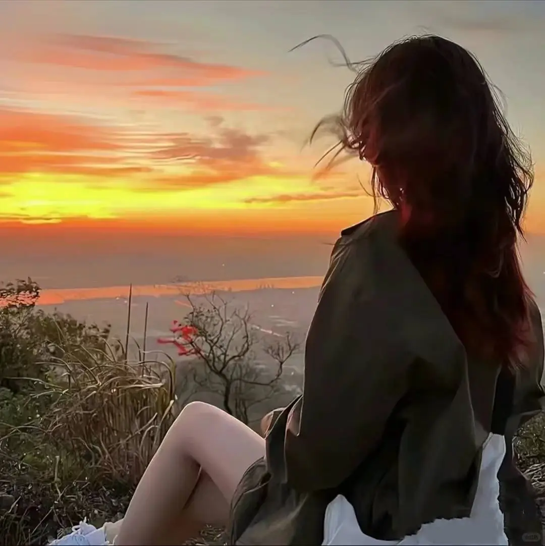 海边不露脸美女头像