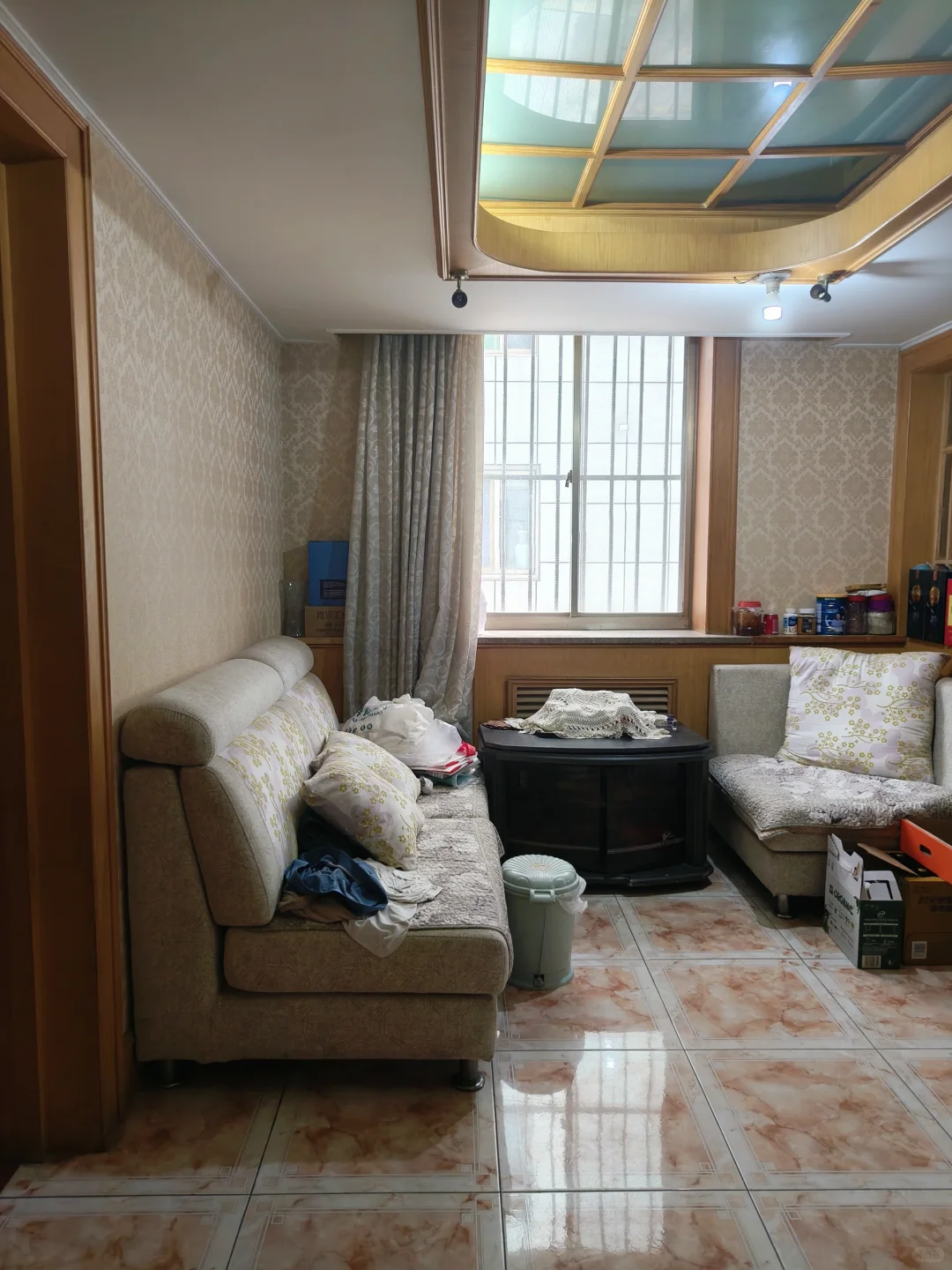 出售历下区个人一楼带院150平房屋