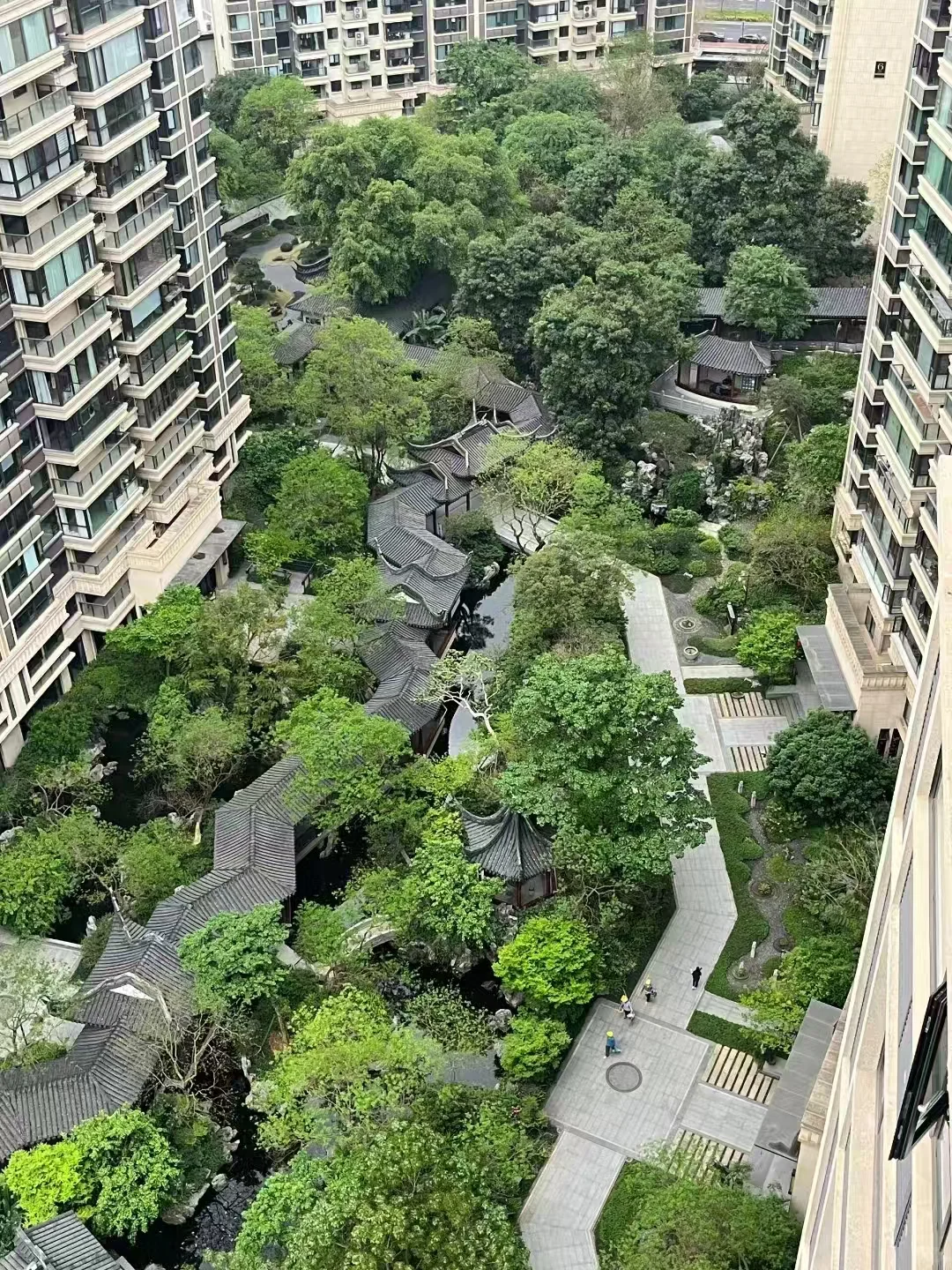 总部基地大平层原价2万，现在1万零5百