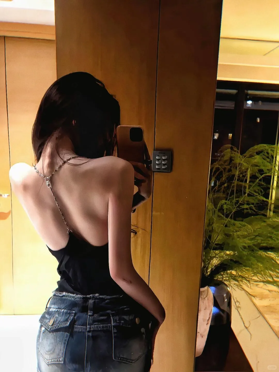 欲姐是指性感迷人的女性吗？