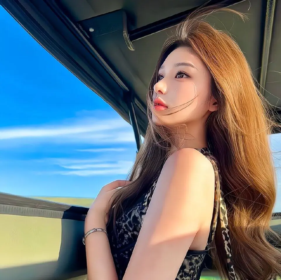 𝐖𝐞𝐂𝐡𝐚𝐭丨气质女头