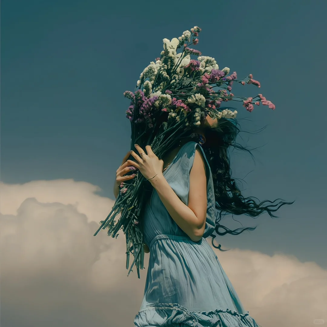 “𝑾𝒆𝑪𝒉𝒂𝒕女头丨提醒你该换头像啦”