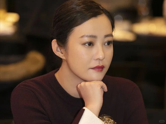 郝蕾海南节丰腴亮相，美之定义引热议：真我
