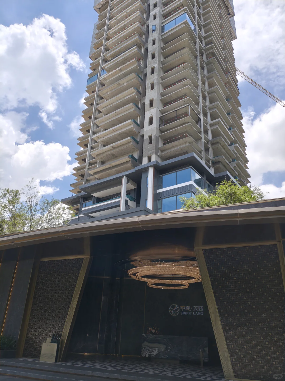 有听过中建这个开发商吗？ 是建筑公司吧