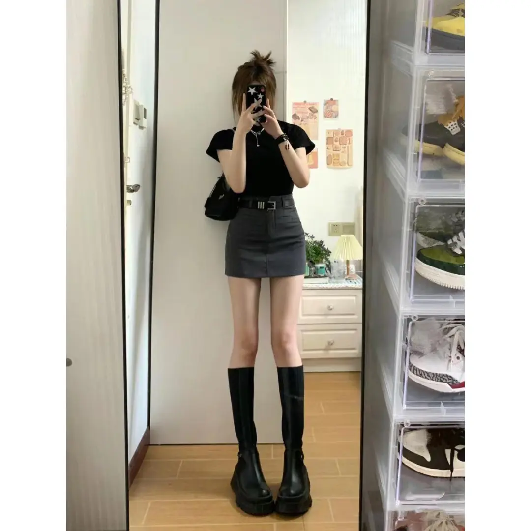 夏季盐系穿搭轻熟御姐风炸街辣妹港味复古c