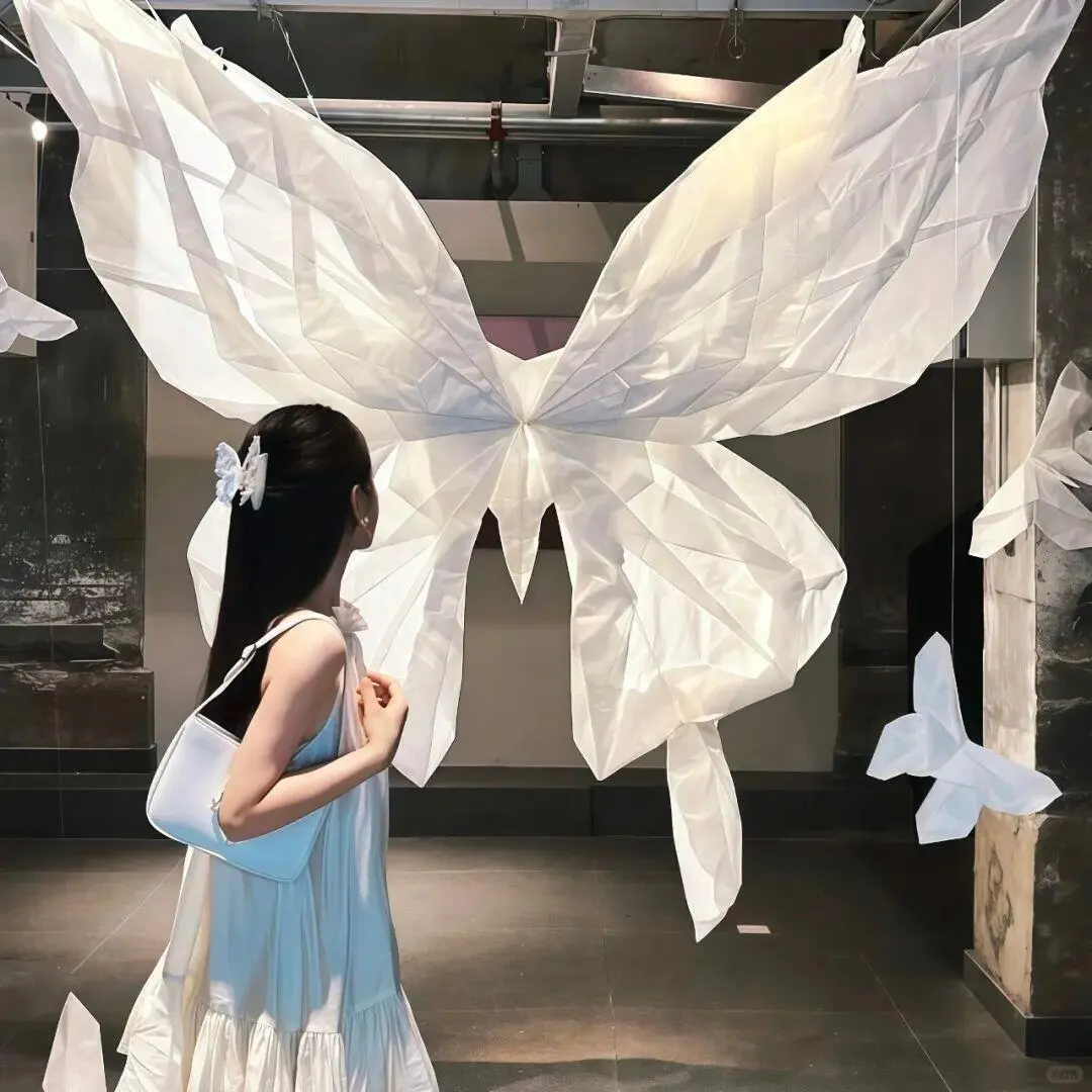 会发光的女生头像～